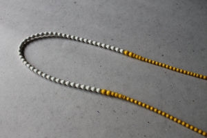 Necklace groc i blanc