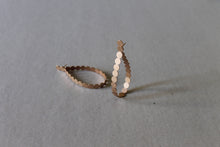 Load image into Gallery viewer, Rose gold plated silver earring