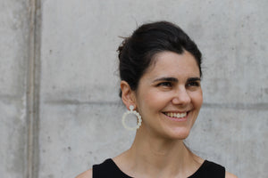 Pendiente de plata - Joyería contemporánea hecha a mano en Barcelona